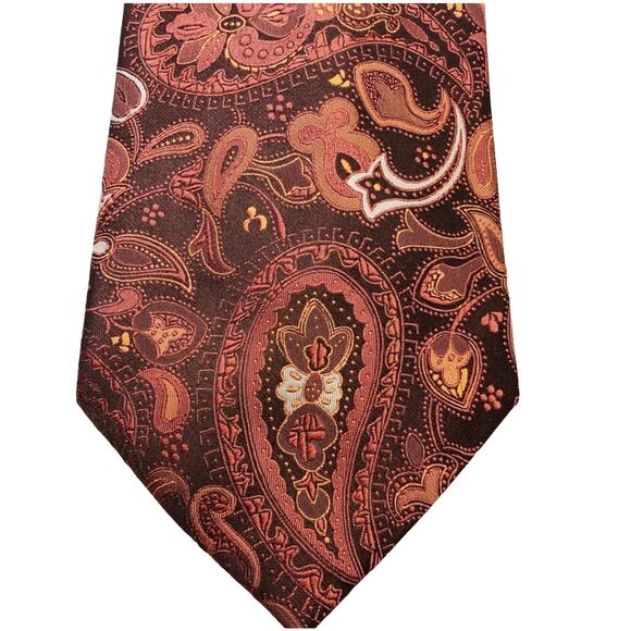 Geoffrey Beene 100% Silk Tie Paisley Red Business Career Formal - Picture 2 of 4